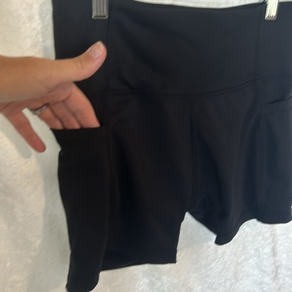 Baleaf biker shorts - Picture 2 of 5